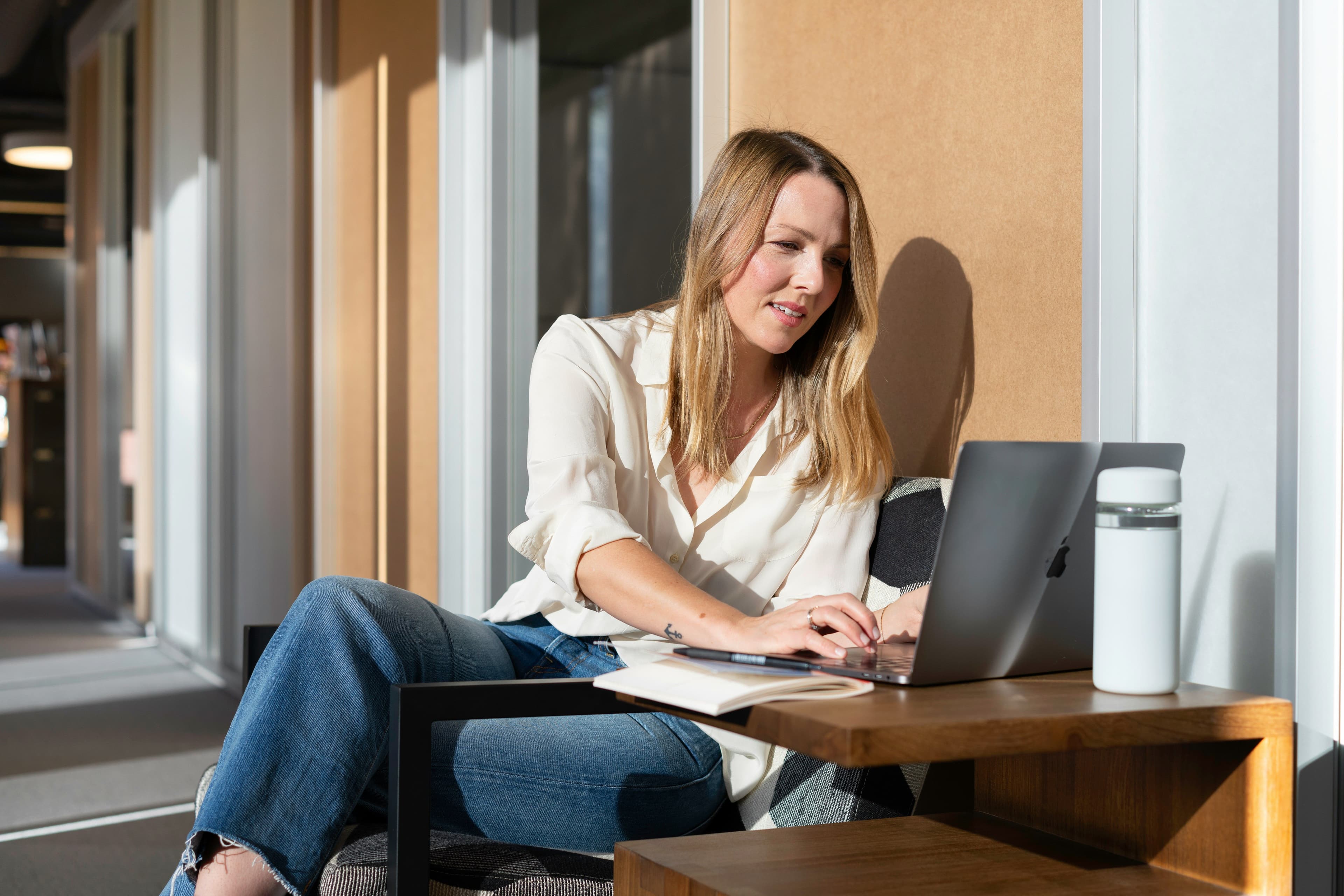 14 Side Hustles You Can Start With Zero Money (But Real Expectations)